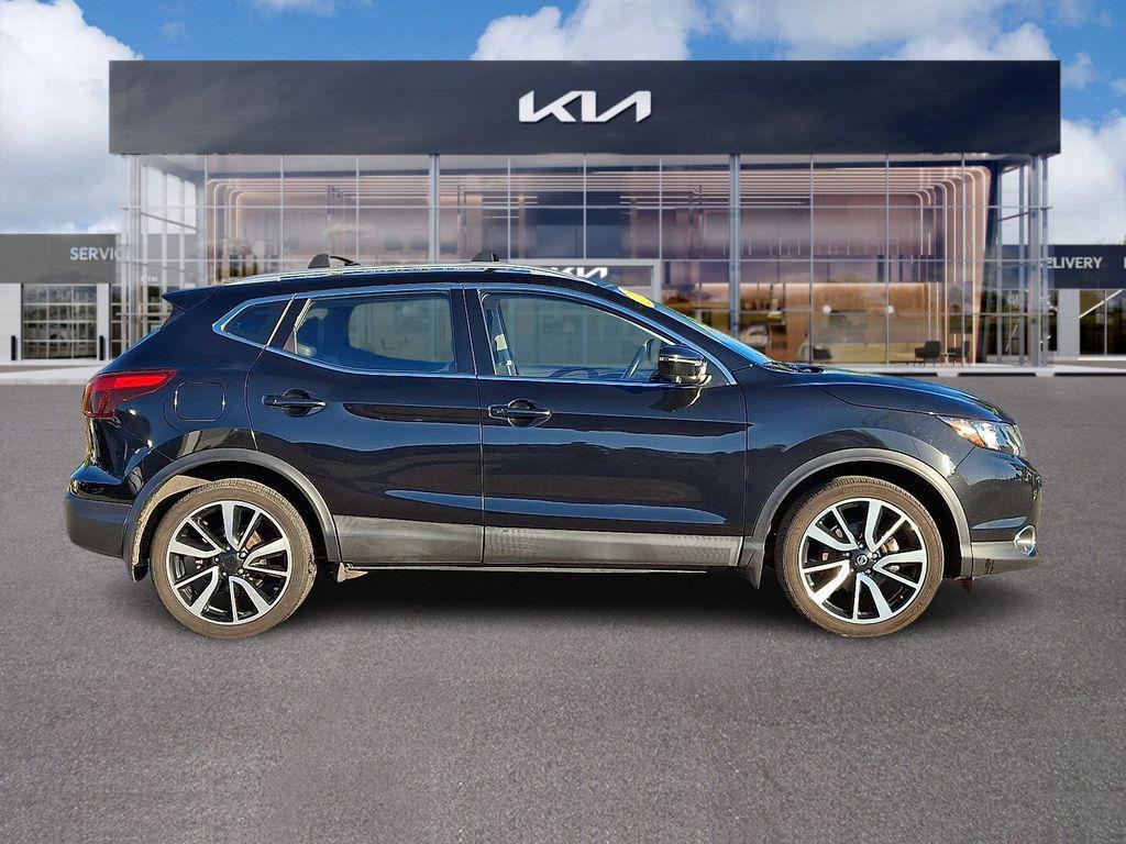 used 2018 Nissan Rogue Sport car, priced at $15,519