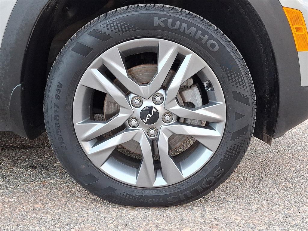 used 2023 Kia Seltos car, priced at $20,329