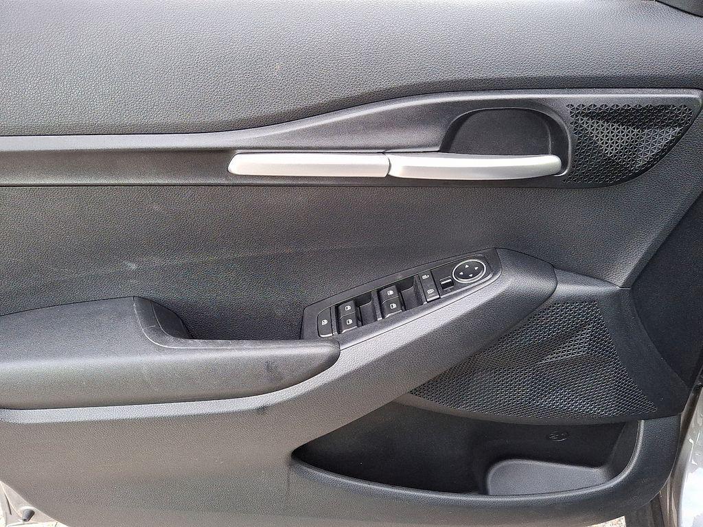 used 2023 Kia Seltos car, priced at $18,985