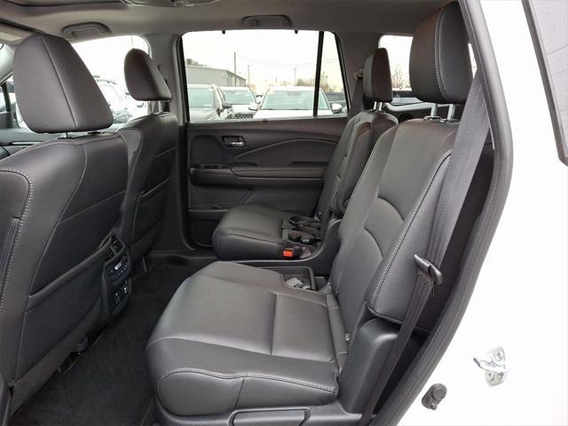 used 2022 Honda Pilot car, priced at $34,927