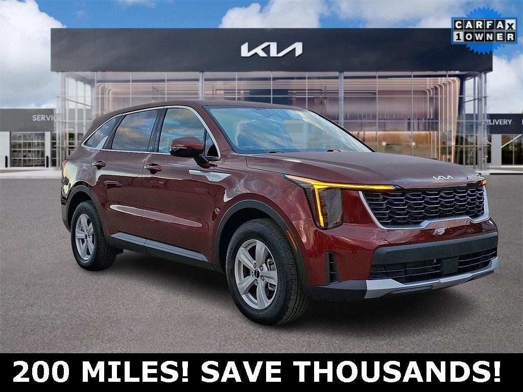 used 2025 Kia Sorento car, priced at $29,999