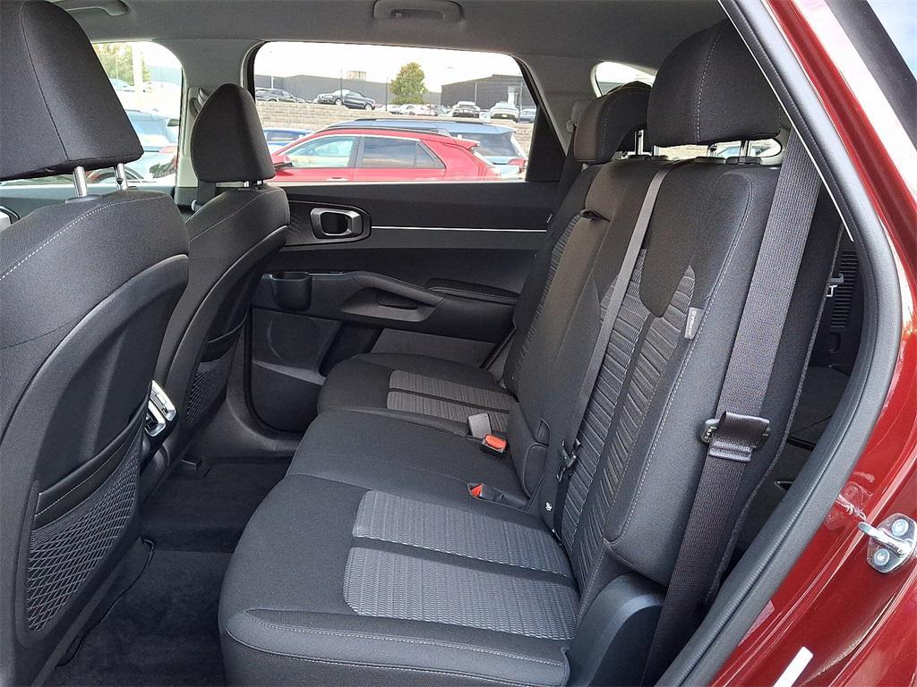 used 2025 Kia Sorento car, priced at $29,999