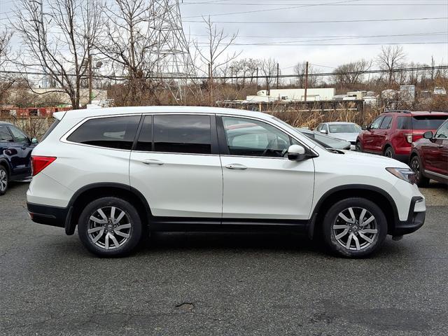 used 2022 Honda Pilot car, priced at $32,813