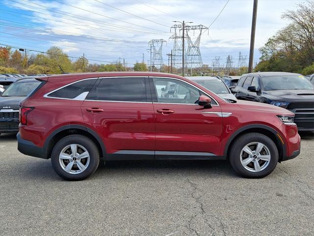 used 2023 Kia Sorento car, priced at $26,970