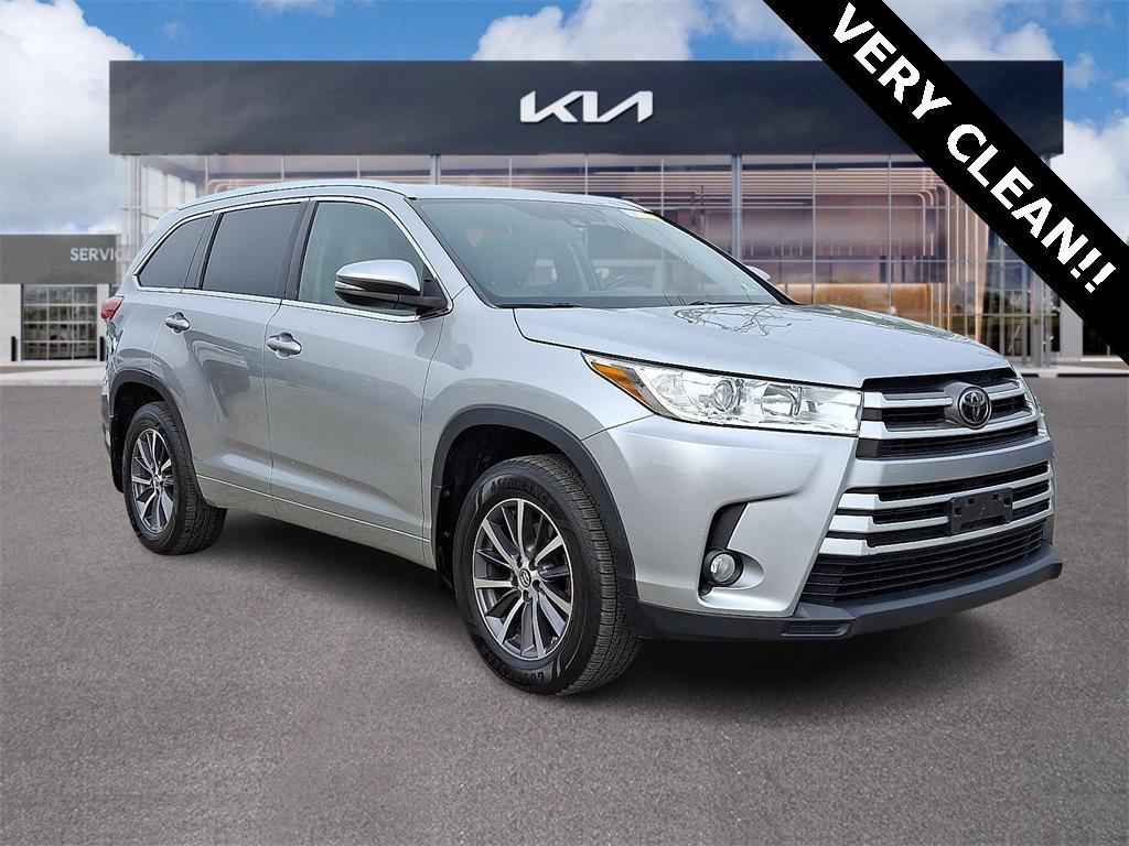 used 2017 Toyota Highlander car, priced at $21,576