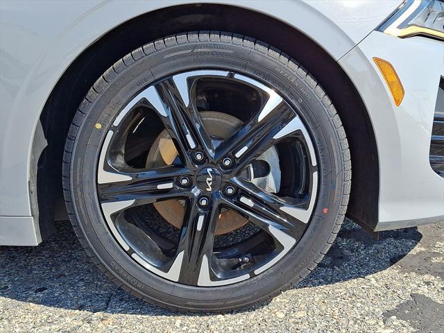 used 2022 Kia K5 car, priced at $23,401