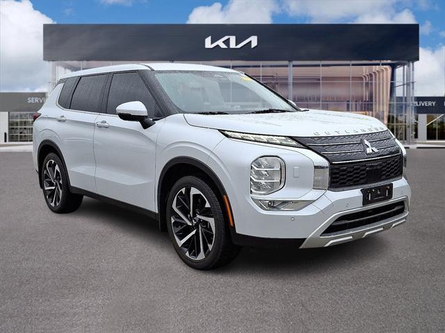 used 2024 Mitsubishi Outlander car, priced at $27,400