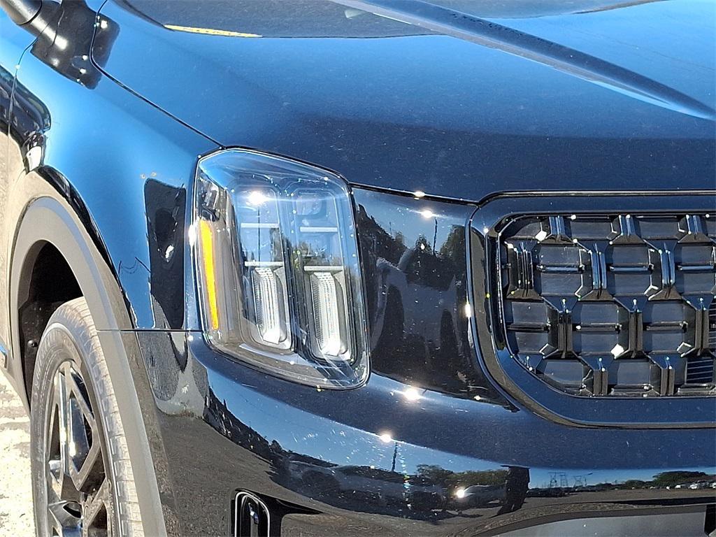 used 2025 Kia Telluride car, priced at $44,300