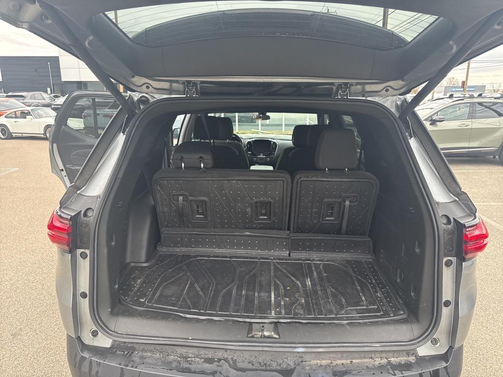 used 2023 Chevrolet Traverse car, priced at $31,997