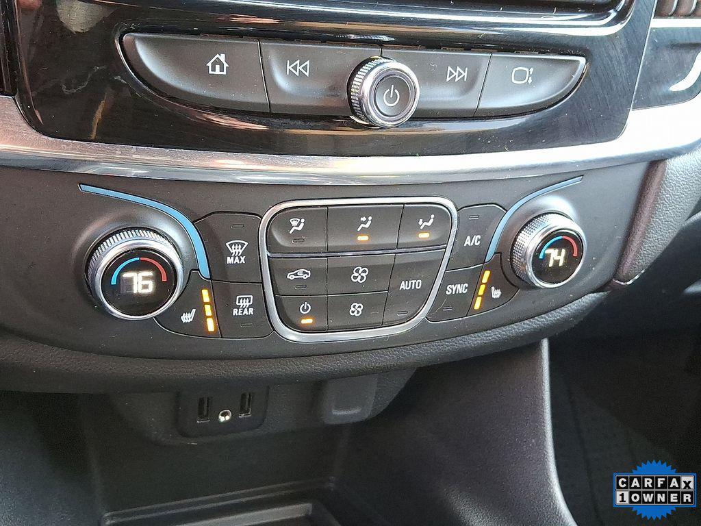 used 2023 Chevrolet Traverse car, priced at $31,212