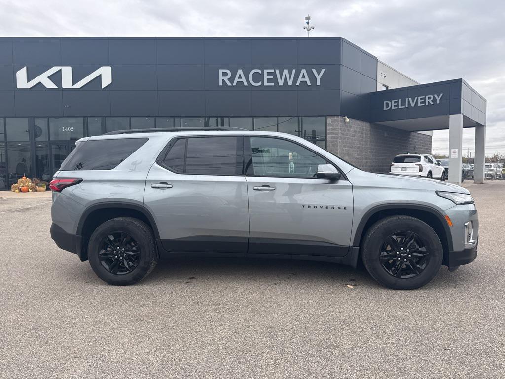 used 2023 Chevrolet Traverse car, priced at $31,997