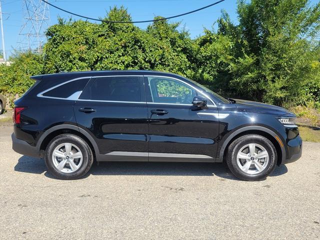 used 2022 Kia Sorento car, priced at $23,359