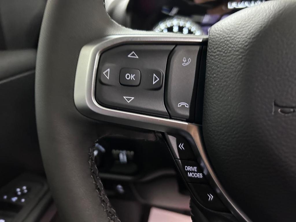 new 2025 Ram 1500 car, priced at $52,562