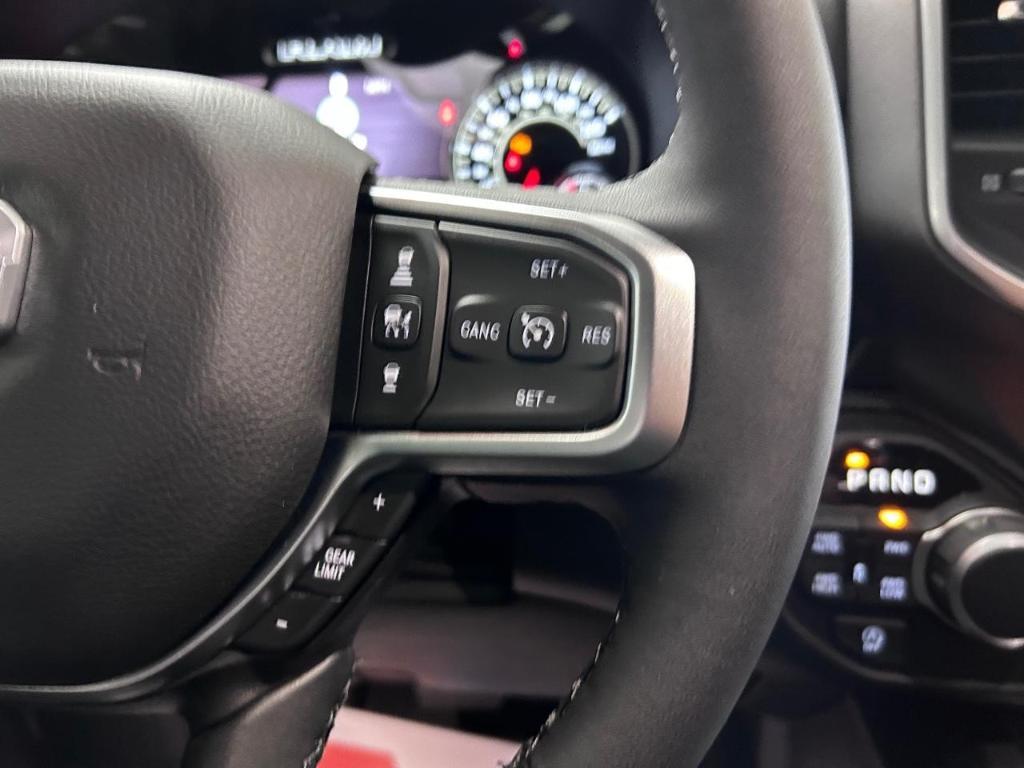 new 2025 Ram 1500 car, priced at $52,562