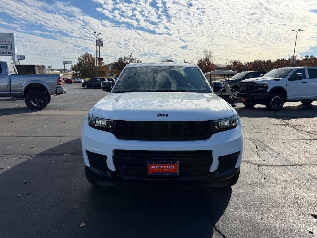 new 2025 Jeep Grand Cherokee L car, priced at $40,495