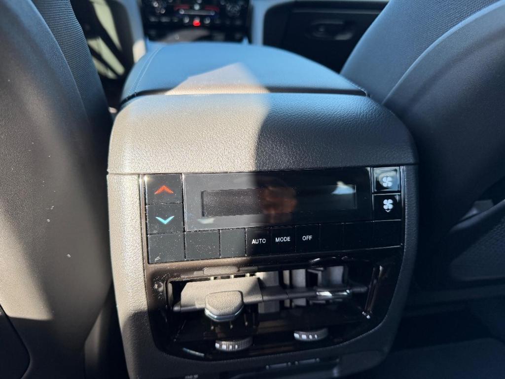 new 2025 Jeep Grand Cherokee L car, priced at $40,495