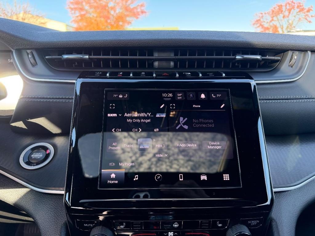 new 2025 Jeep Grand Cherokee L car, priced at $40,495