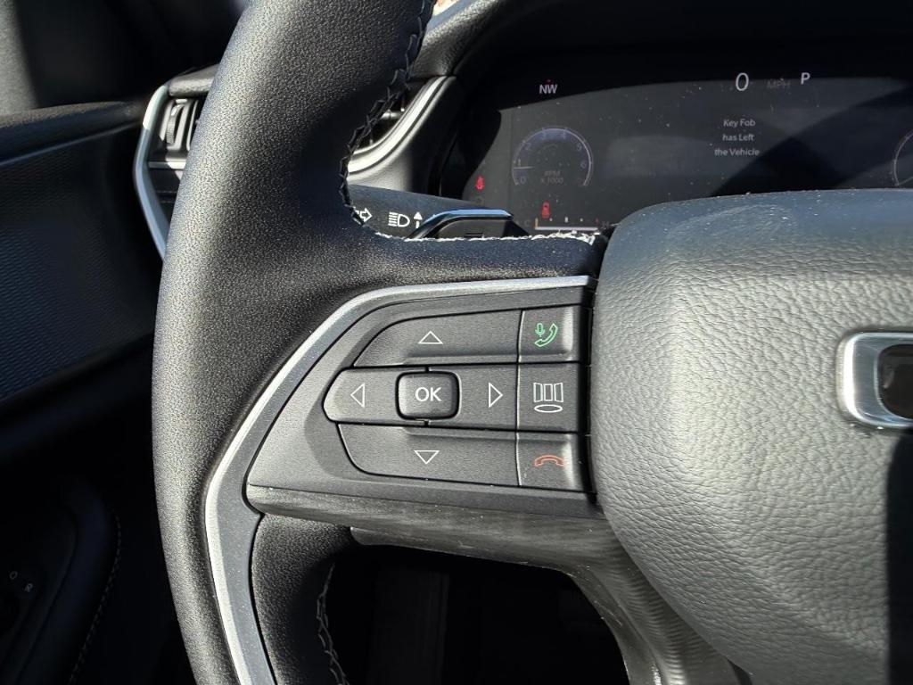 new 2025 Jeep Grand Cherokee L car, priced at $40,495