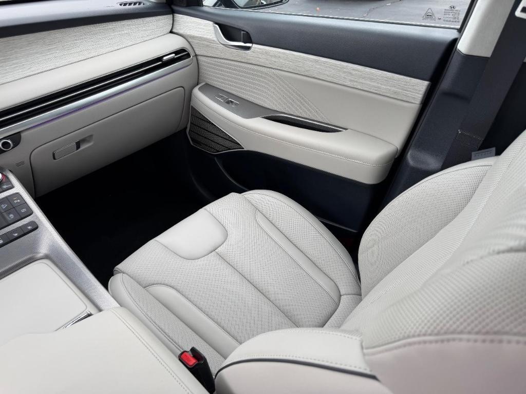 used 2024 Hyundai Palisade car, priced at $43,393