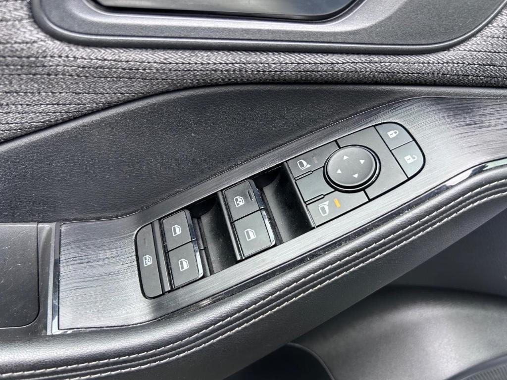 used 2021 Nissan Rogue car, priced at $22,874