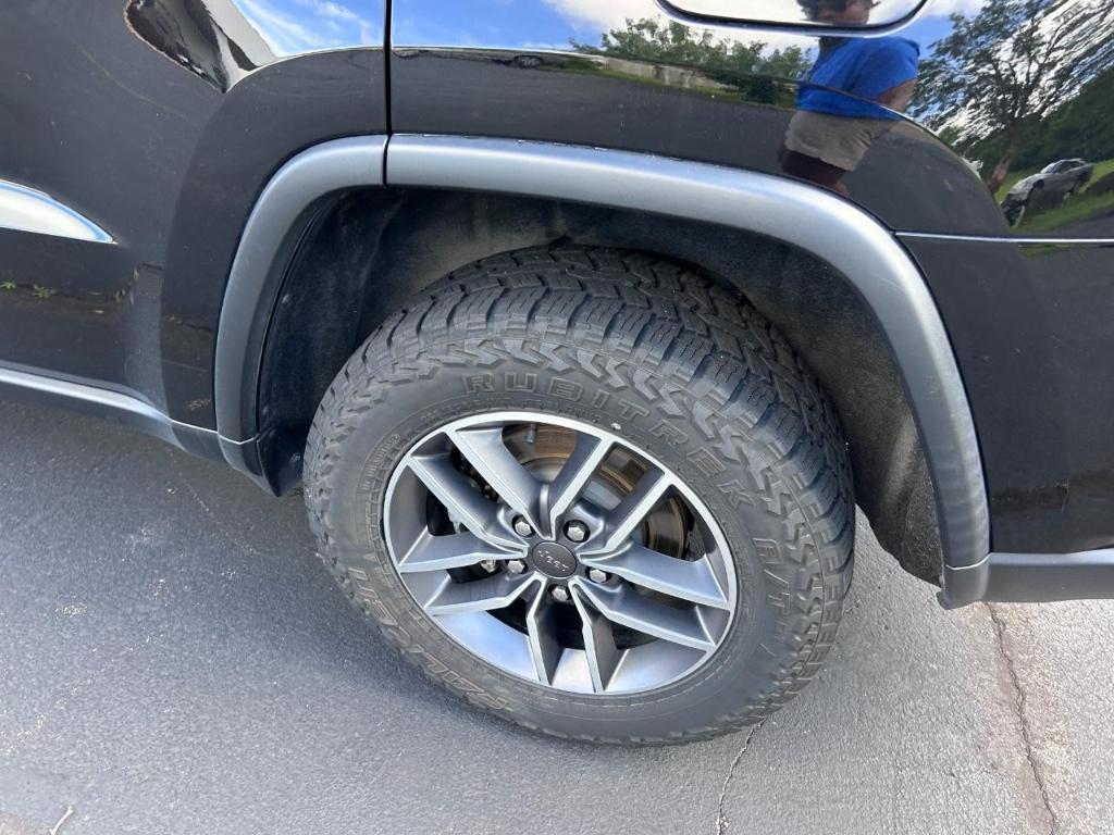 used 2021 Jeep Grand Cherokee car, priced at $24,331
