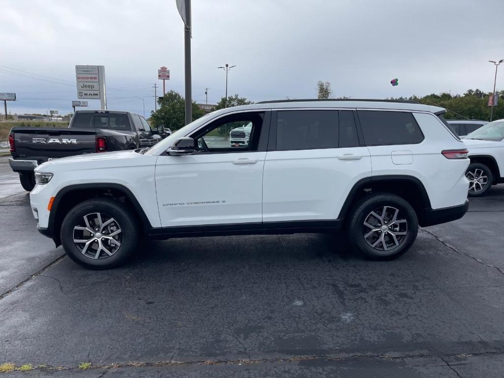 new 2025 Jeep Grand Cherokee L car, priced at $45,495