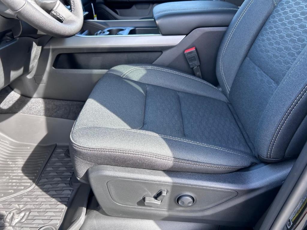new 2025 Ram 1500 car, priced at $53,170
