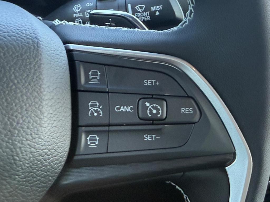 new 2025 Jeep Grand Cherokee L car, priced at $39,968
