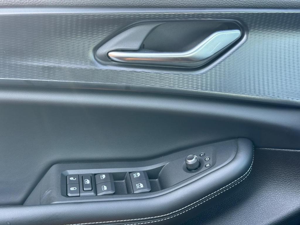 new 2025 Jeep Grand Cherokee L car, priced at $39,968