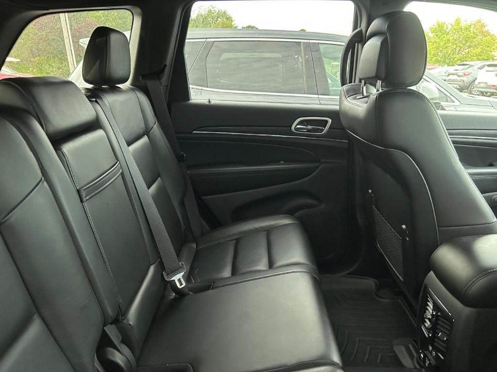 used 2021 Jeep Grand Cherokee car, priced at $23,047