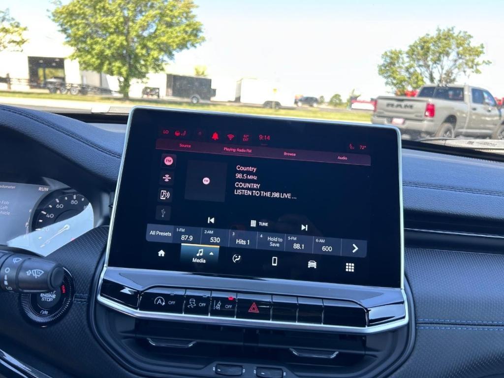 new 2026 Jeep Compass car, priced at $27,999