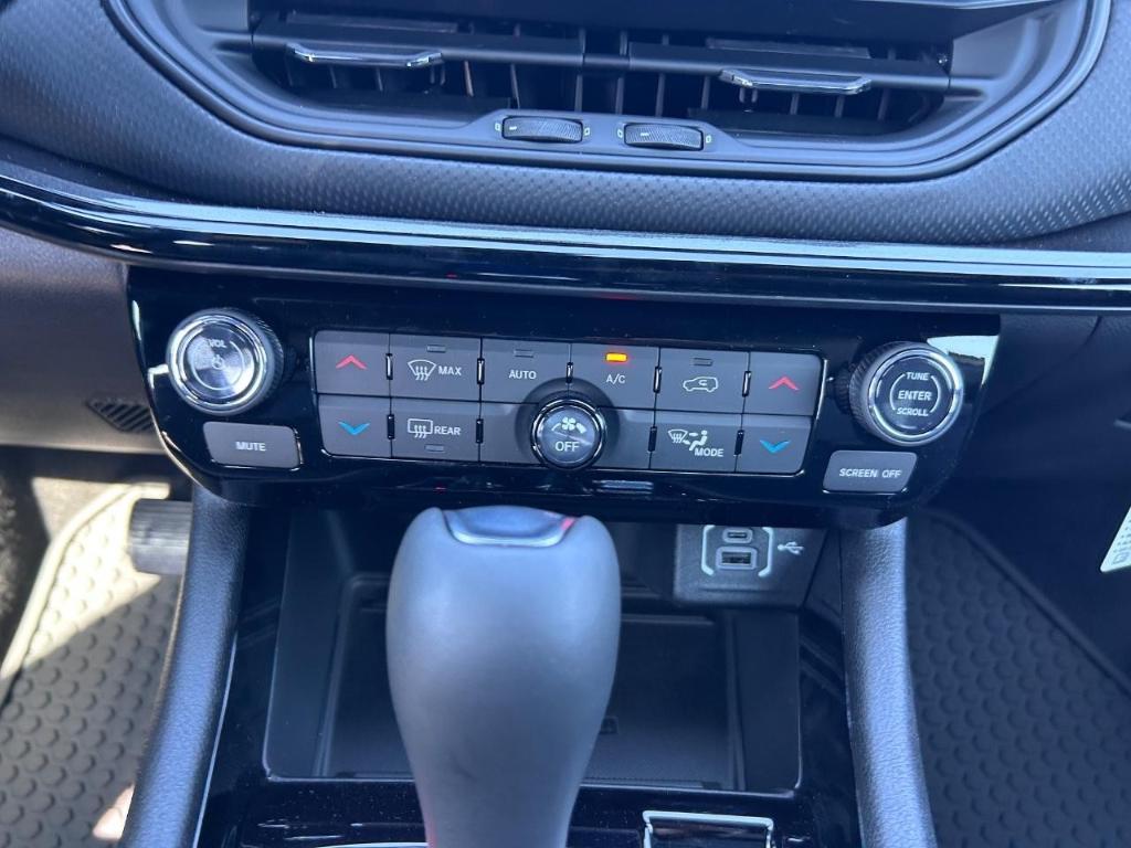 new 2026 Jeep Compass car, priced at $27,999