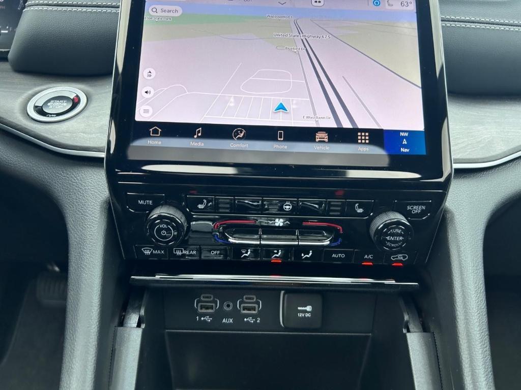 new 2025 Jeep Grand Cherokee L car, priced at $54,105