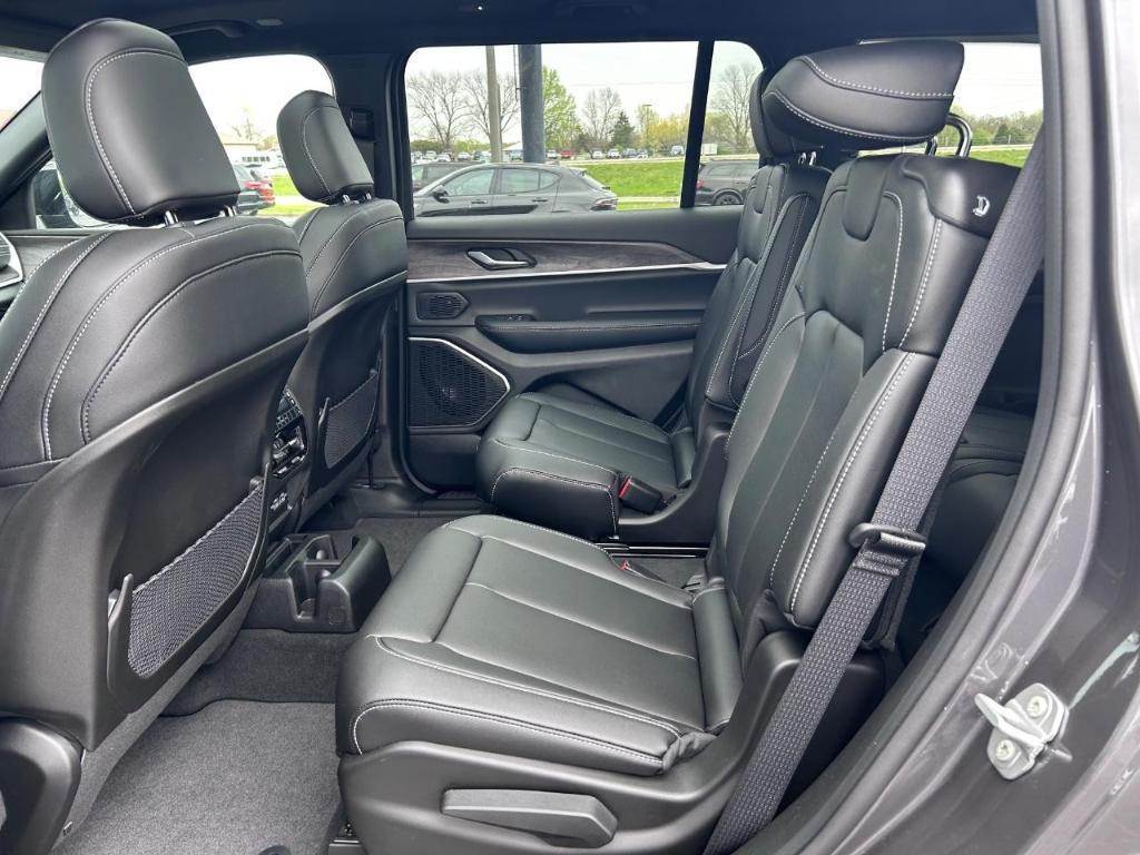 new 2025 Jeep Grand Cherokee L car, priced at $54,105