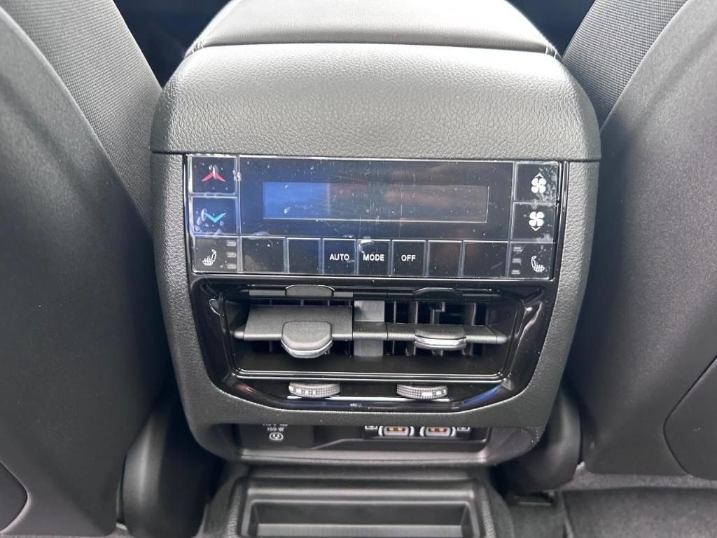 new 2025 Jeep Grand Cherokee L car, priced at $54,105