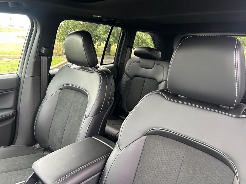 new 2025 Jeep Grand Cherokee car, priced at $39,645