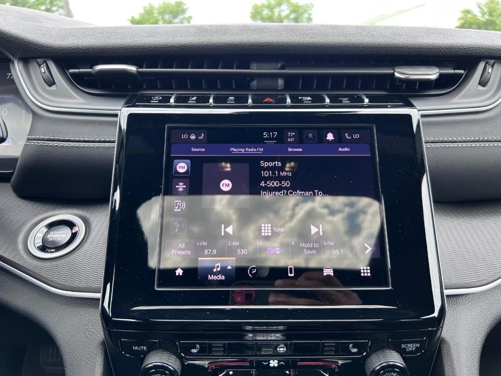new 2025 Jeep Grand Cherokee car, priced at $40,177