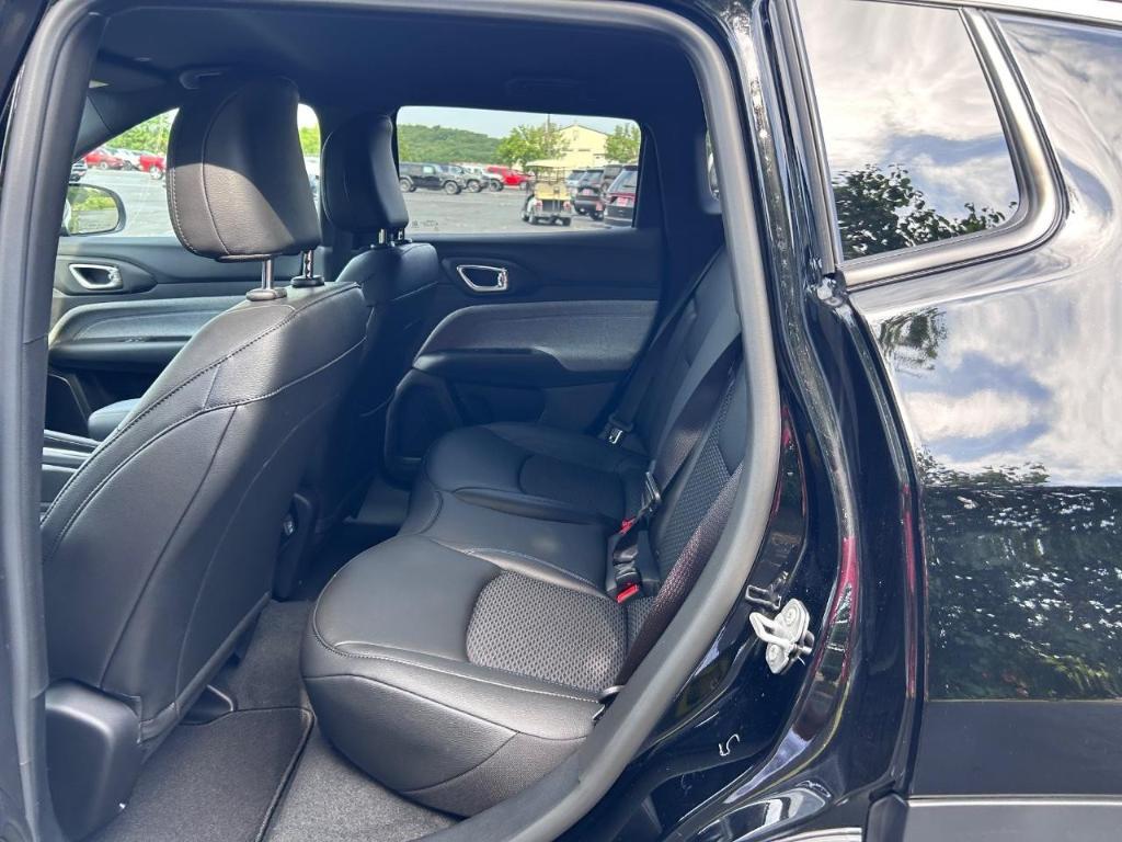 new 2025 Jeep Compass car, priced at $29,463
