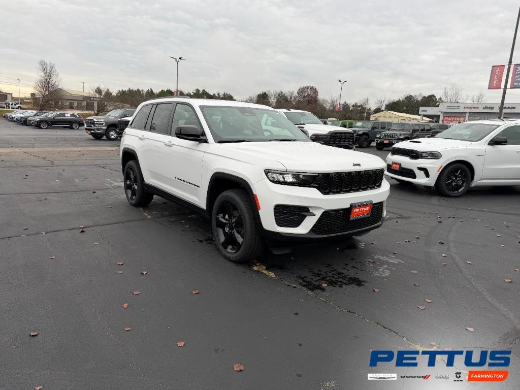 new 2025 Jeep Grand Cherokee car, priced at $39,345