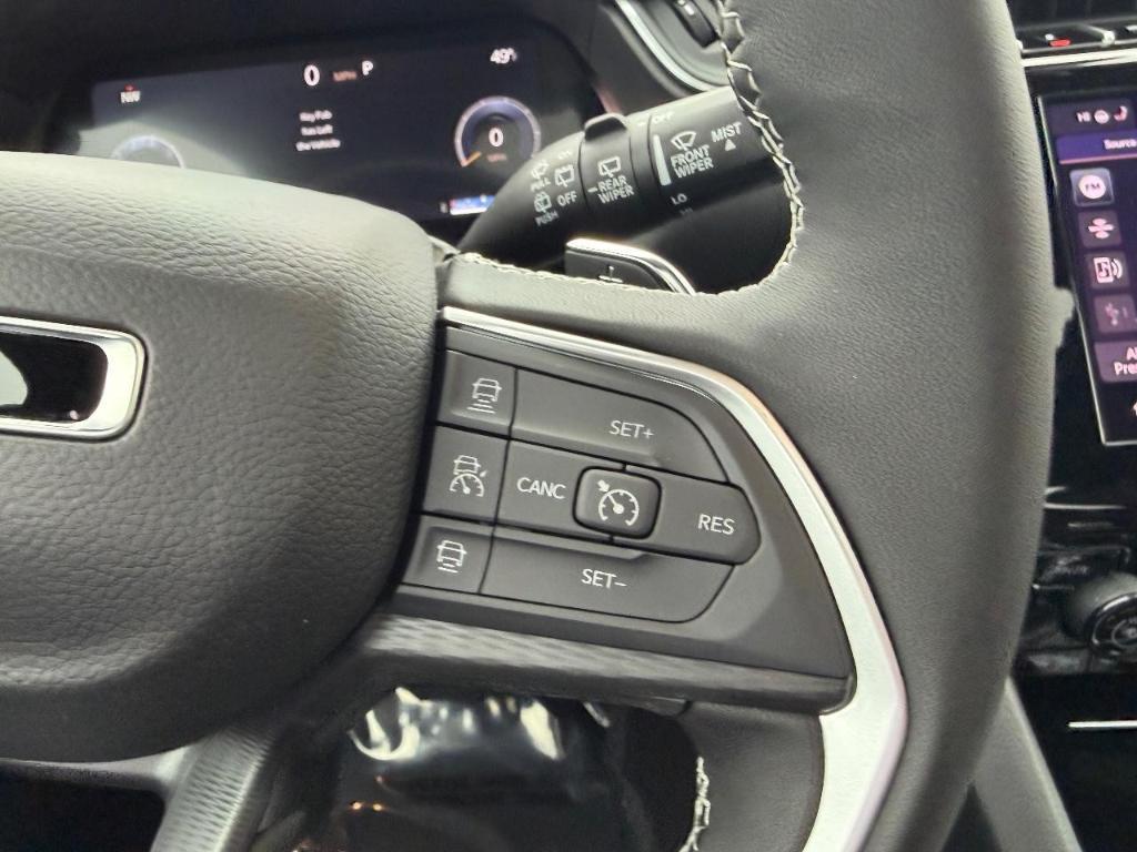 new 2025 Jeep Grand Cherokee car, priced at $39,345