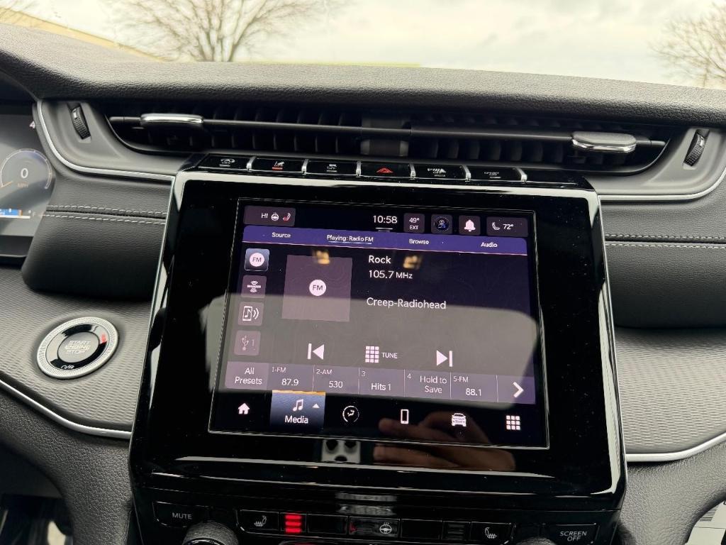 new 2025 Jeep Grand Cherokee car, priced at $39,345