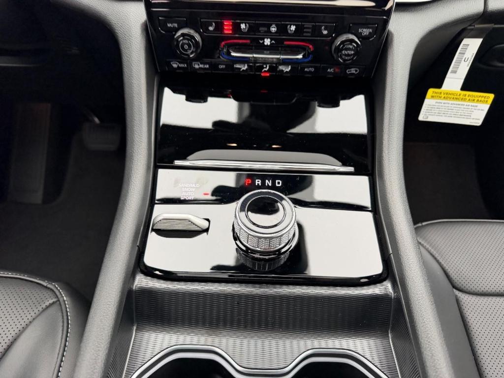 new 2025 Jeep Grand Cherokee car, priced at $42,045