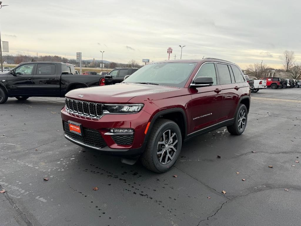 new 2025 Jeep Grand Cherokee car, priced at $42,045