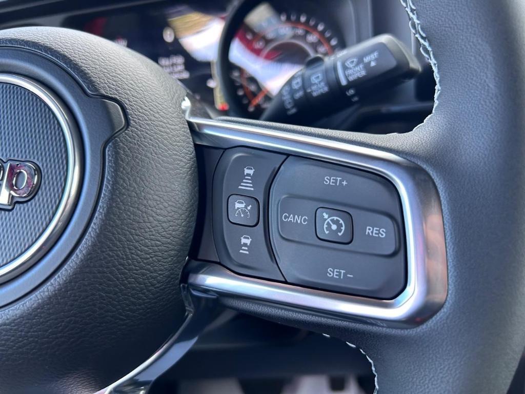 new 2025 Jeep Wrangler car, priced at $56,707