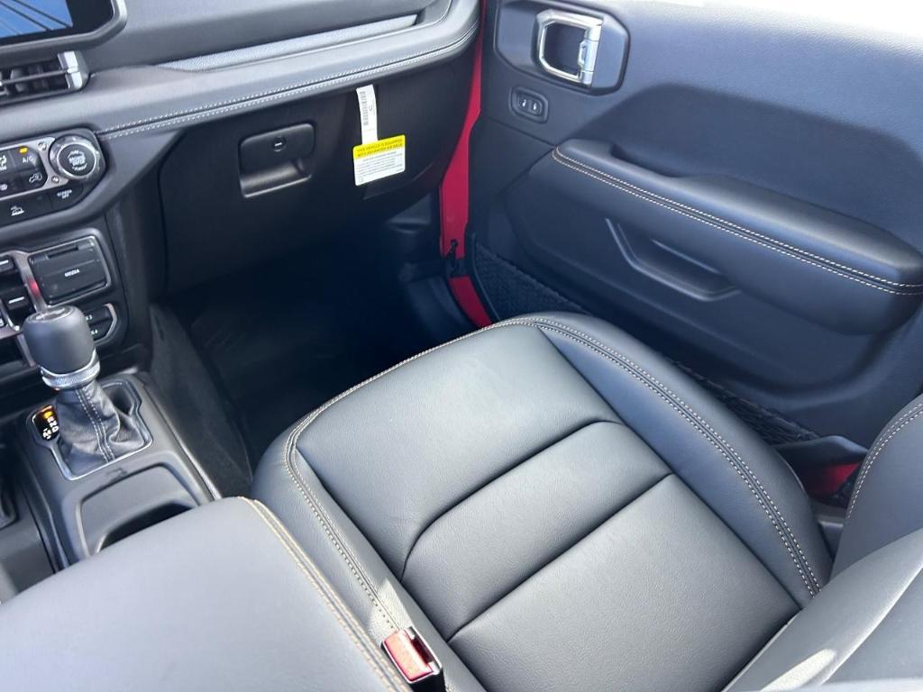new 2025 Jeep Wrangler car, priced at $56,707