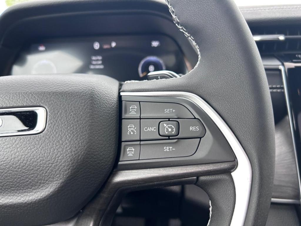 new 2025 Jeep Grand Cherokee L car, priced at $52,230