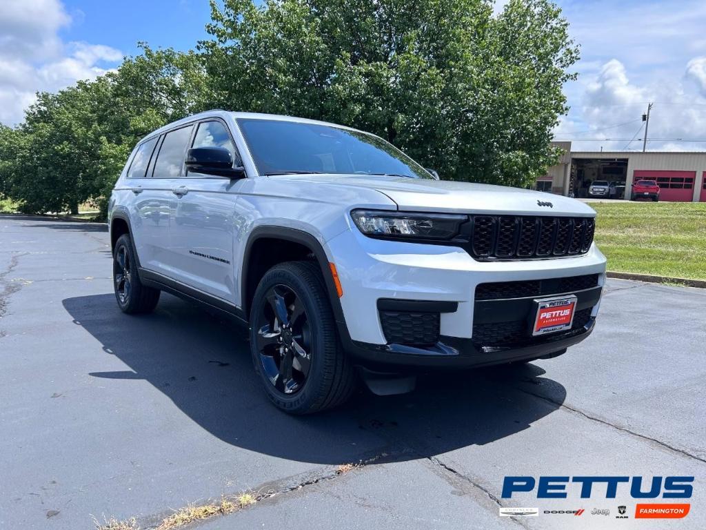new 2025 Jeep Grand Cherokee L car, priced at $43,888