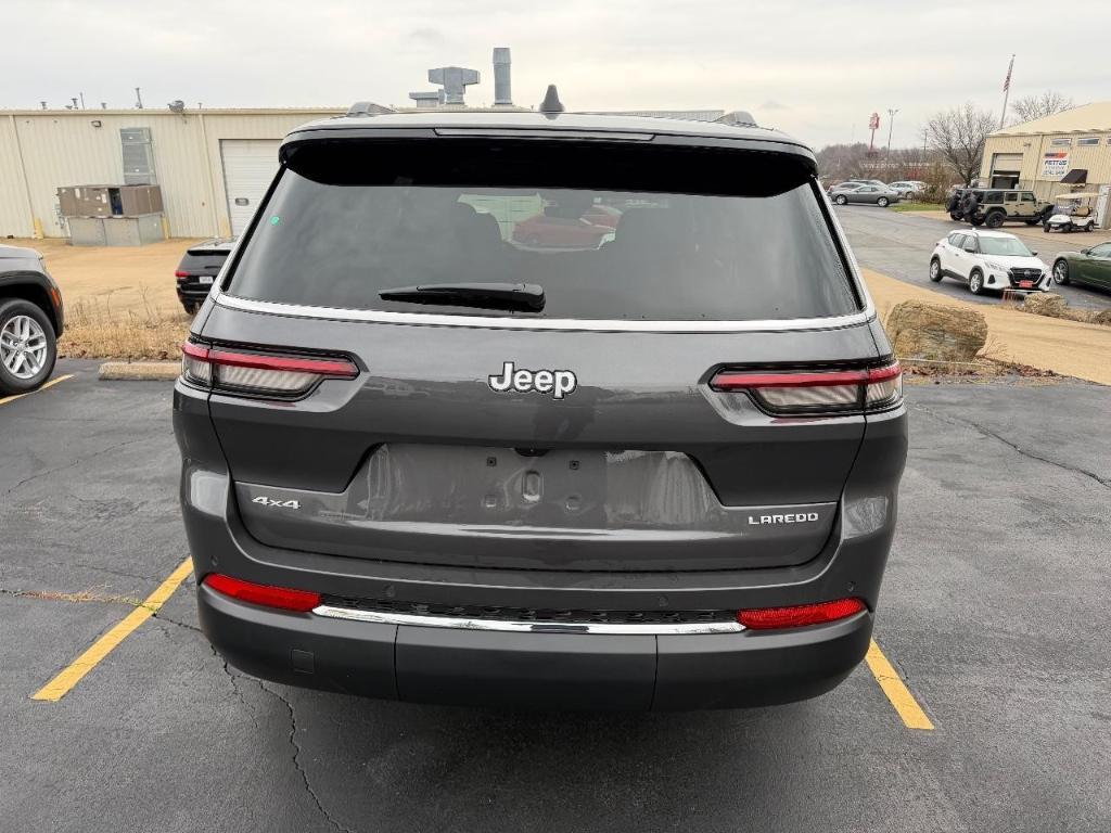 new 2025 Jeep Grand Cherokee car, priced at $35,245