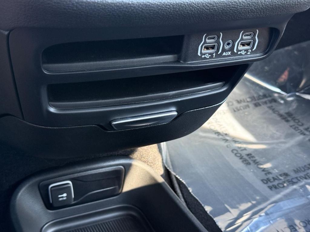 new 2025 Chrysler Pacifica car, priced at $39,802