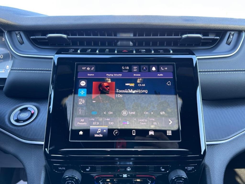 new 2025 Jeep Grand Cherokee car, priced at $43,030